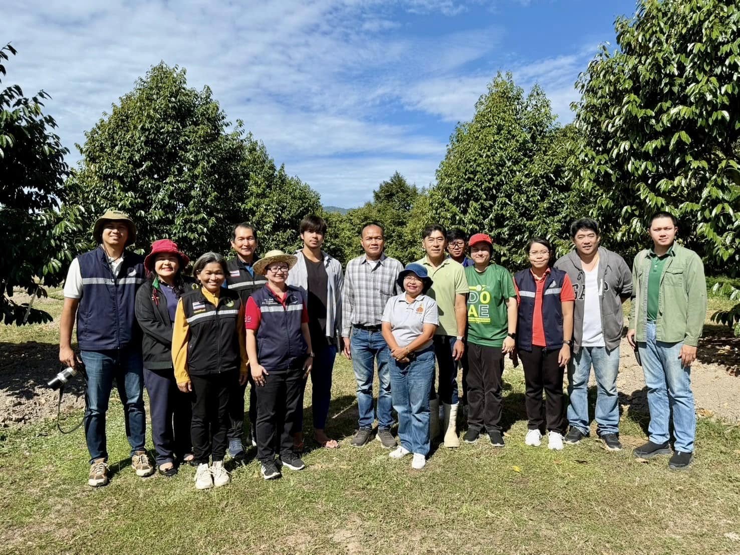 สศท.6 ร่วมบูรณาการลงพื้นที่ติดตามสถานการณ์ติดดอกออกผลของไม้ผลภาคตะวันออก ปี 2568 จังหวัดจันทบุรี วันที่ 15 ธันวาคม 2567 