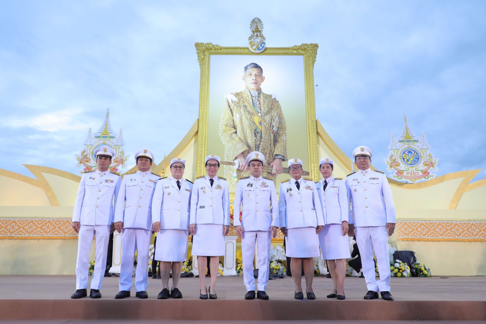 "The Oath of Allegiance Ceremony for Civil Servants and the Power of the Land at the Sanam Luang Ceremonial Ground"