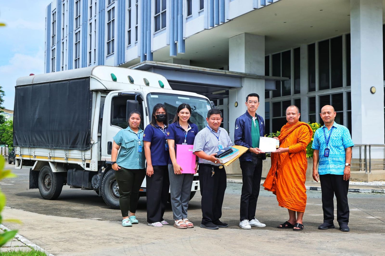 OST donated a government vehicle to Yang Hak Temple, Tha Pha, Ban Pong, Ratchaburi.