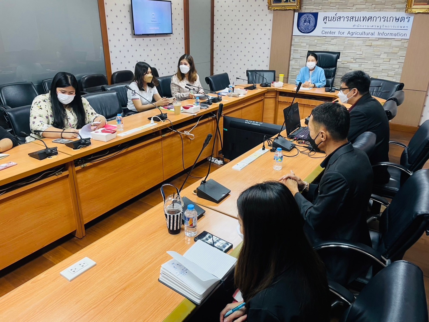 การประชุมแลกเปลี่ยนองค์ความรู้และพัฒนารูปแบบการบริการข้อมูลดาวเทียม THEOS-2 ร่วมกันระหว่างศูนย์สารสนเทศการเกษตร และสำนักงานพัฒนาเทคโนโลยีอวกาศและภูมิสารสนเทศ (องค์การมหาชน)