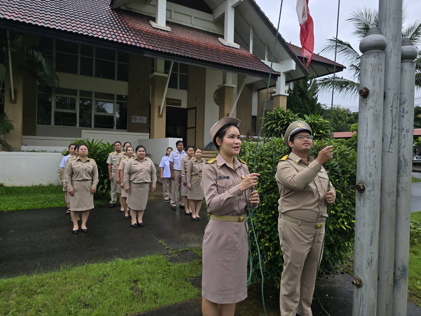 สำนักงานเศรษฐกิจการเกษตรที่ 1 จัดกิจกรรมเคารพธงชาติและร้องเพลงชาติไทย เนื่องในวันพระราชทานธงชาติไทย 28 กันยายน (Thai National Flag Day) ประจำปี 2567