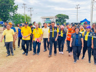 ROAE2 joined the fish release activity and went to the area to monitor the water situation in the Bang Rakam Model project area.